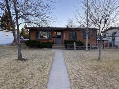 Main picture of 3920 4th Ave S