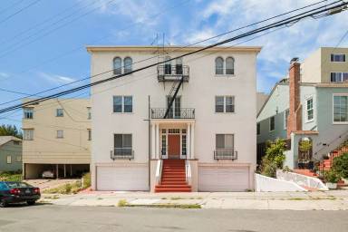 Main picture of 573 Wesley Ave