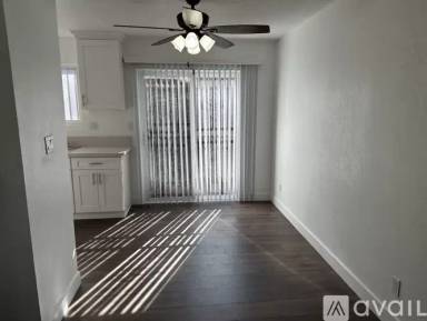 Main picture of 3834 Eagle St