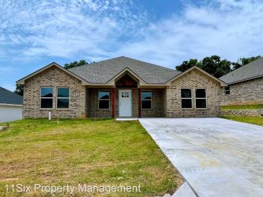 Main picture of 21 Watch Hill Dr