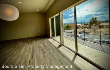 Main picture of 100 W Lundgren Mill Dr