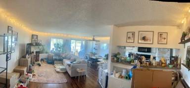 Main picture of 5320 Whitsett Ave