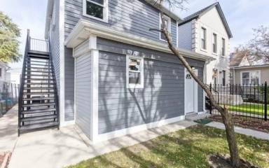 Main picture of 2418 W 36th St