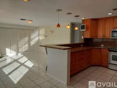 Main picture of 21 SE 6th Ct