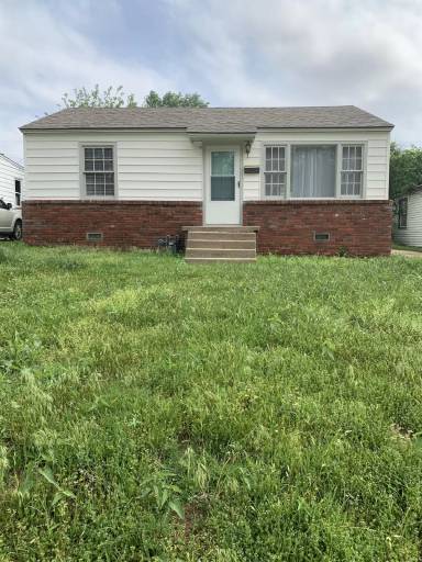 Main picture of 3540 E King Pl