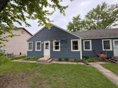 Main picture of 105 McAlpin St