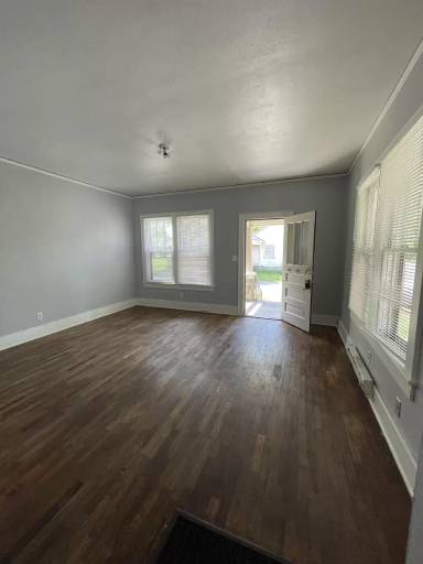 Main picture of 1615 N C St