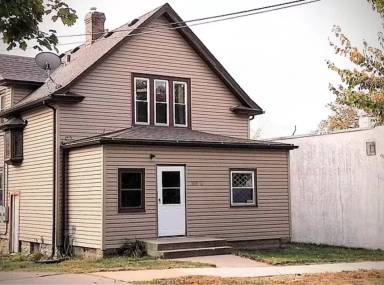 Main picture of 1610 22nd Ave NE