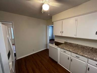 Main picture of 3501 3rd Ave