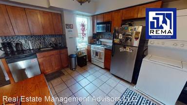 Main picture of 2002 E Huntingdon St