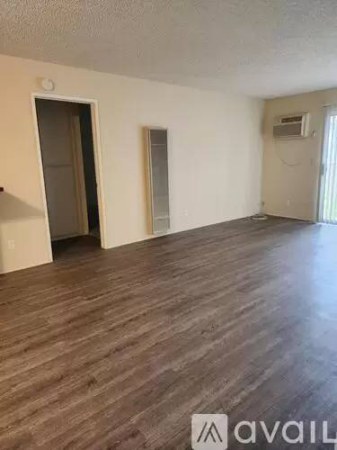 Main picture of Woodcrest Apartments