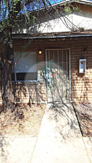 Main picture of 845 N Date