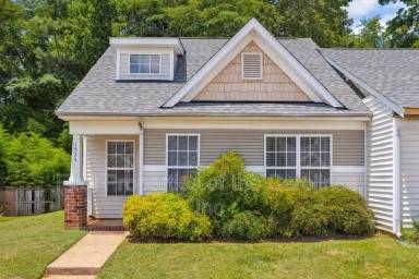 Main picture of 1534 Tiana Way