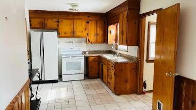 Main picture of 2530 Maiden Ln SW