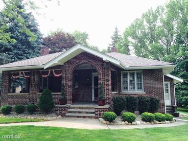 Main picture of 2535 Robindale Ave
