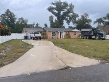 Main picture of 123 Sandra Ave