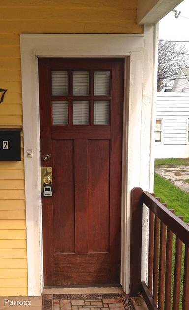 Main picture of 837 Lake Ave