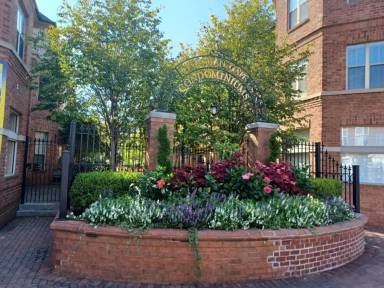 Main picture of 8 Victorian Gate Way