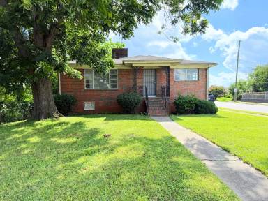 Main picture of 2320 16th St N