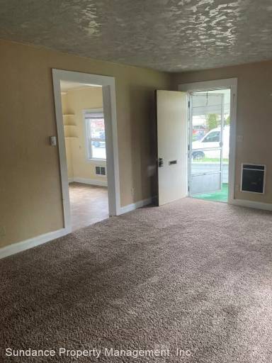 Main picture of 2615 19th Ave