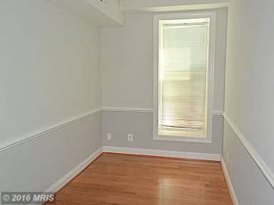 Main picture of 438 Main St