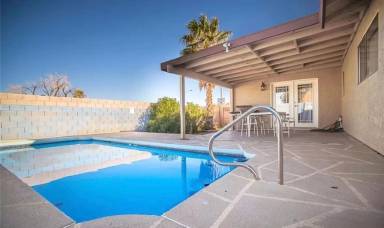 Main picture of 3636 Tempe St