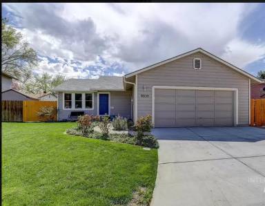 Main picture of 8655 W Canterbury St