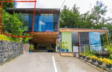 Main picture of 2455 Pacific Heights Rd