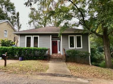 Main picture of 301 White Ash Ct