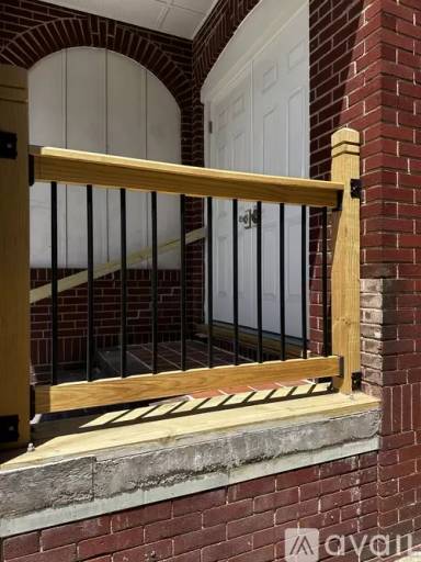 Main picture of 346 Arch St
