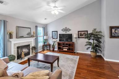 Main picture of 265 Okehampton Dr