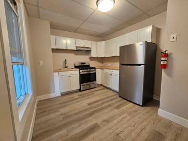 Main picture of 84 Garden St