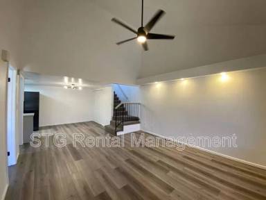 Main picture of Town Oaks