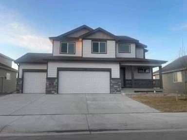Main picture of 313 Soleil St