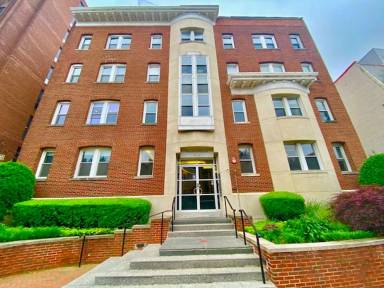 Main picture of 2114 N St NW