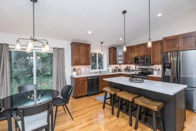 Main picture of 3367 Ridgeline Dr SE
