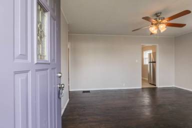 Main picture of 3620 Walmar Dr