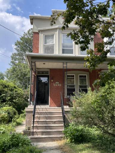 Main picture of 724 Richey Ave