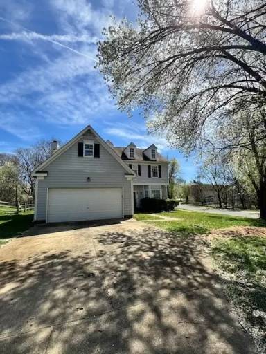 Main picture of 8817 Elkins Park Dr