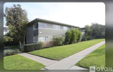 Main picture of 3208 S Barrington Ave