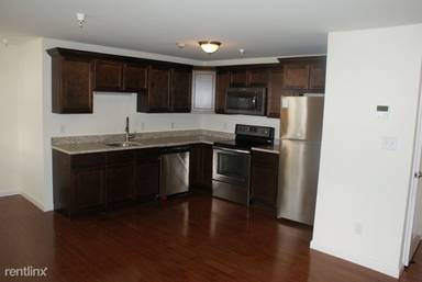 Main picture of 50 S Pearl St