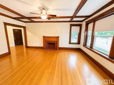 Main picture of 1384 Commonwealth Ave