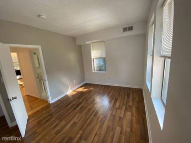 Main picture of 1420 Chapin St NW
