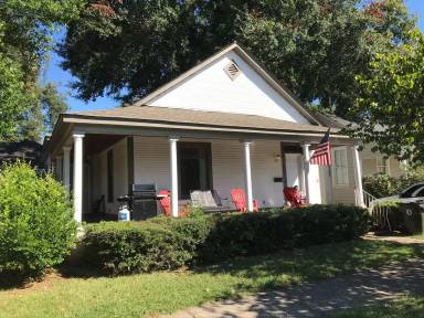 Main picture of 1301 Queen City Ave