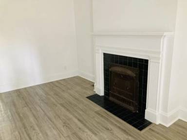 Main picture of 1010 W Lenoir Ave
