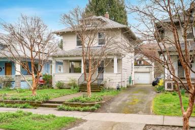 Main picture of 1342 SE 32nd Ave