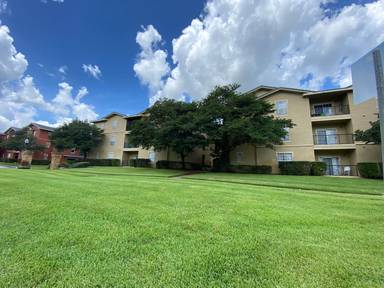 Main picture of 103 Vista Verdi Cir