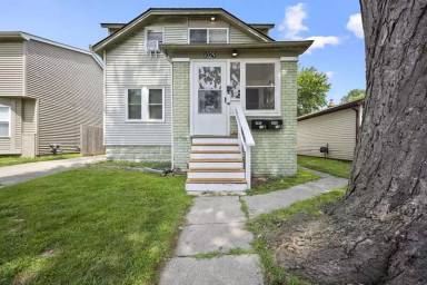 Main picture of 1029 E Granet Ave