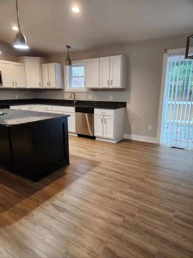 Main picture of 1121 Emorey Cir