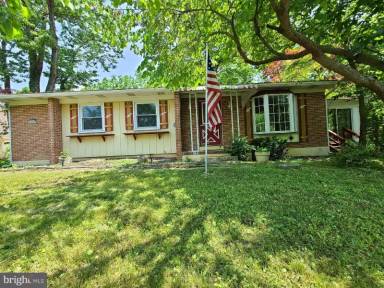 Main picture of 1401 Crums Mill Rd